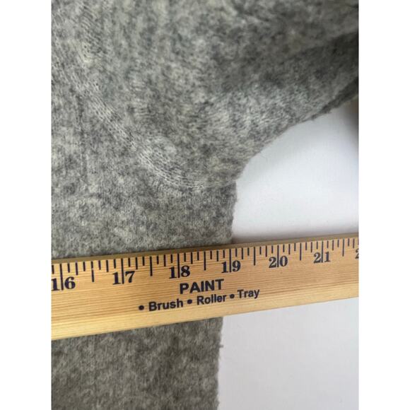Community Women's Size Small Gray Wool/Yak Blend Long Sleeve Turtleneck Sweater - Picture 4 of 7